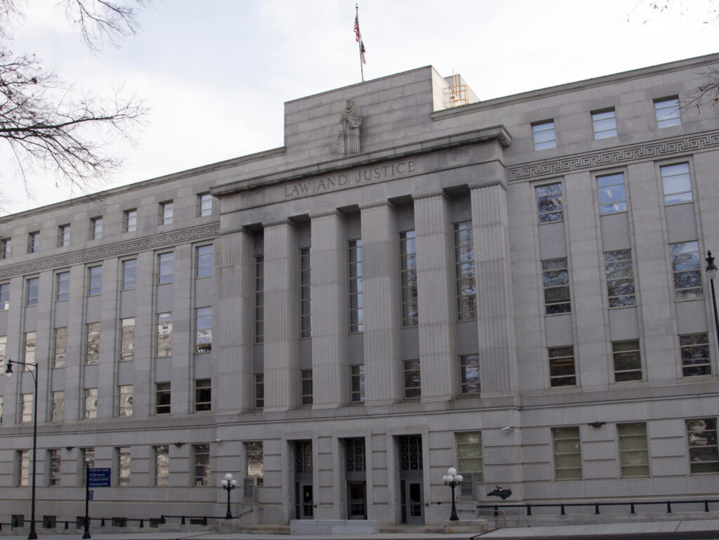 Photo of North Carolina Supreme Court building